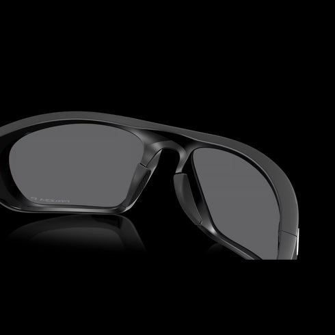 Oakley Lateralis Sunglasses - Prizm Black Polarized Lenses (Matte Black)