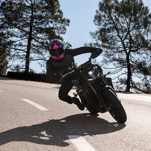 Shark Aeron Fawn Helmet - DVY (Carbon/Violet/Yellow)