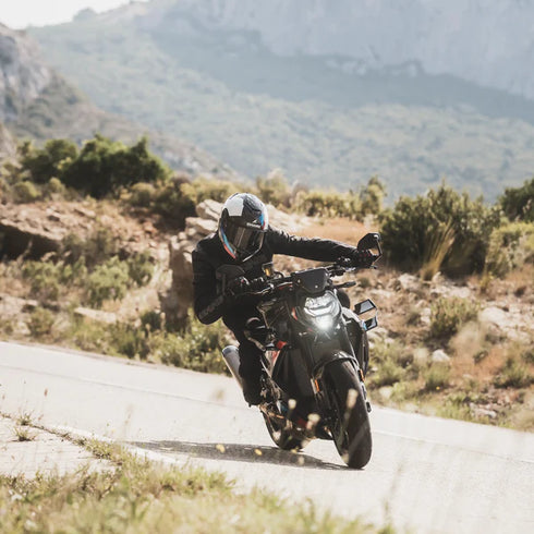 Shark Spartan GT Pro Carbon Zarco Track Helmet - DWB (White/Blue)