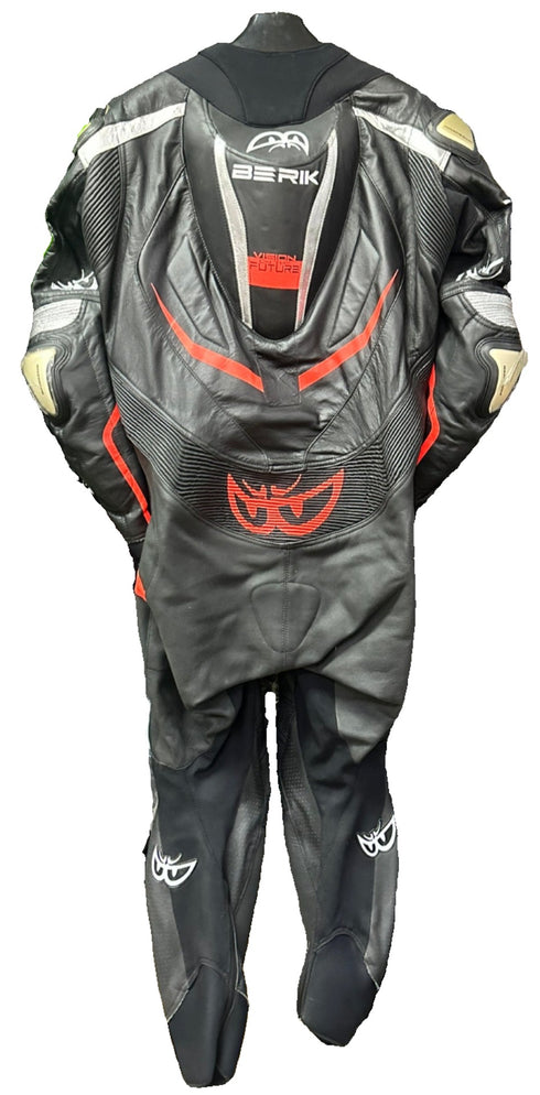 Berik 2.0 Kangaroo Leather Body Suit - Black/Red