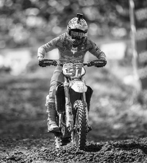 Shoei VFX-WR 06 Sparkle Helmet - TC-3