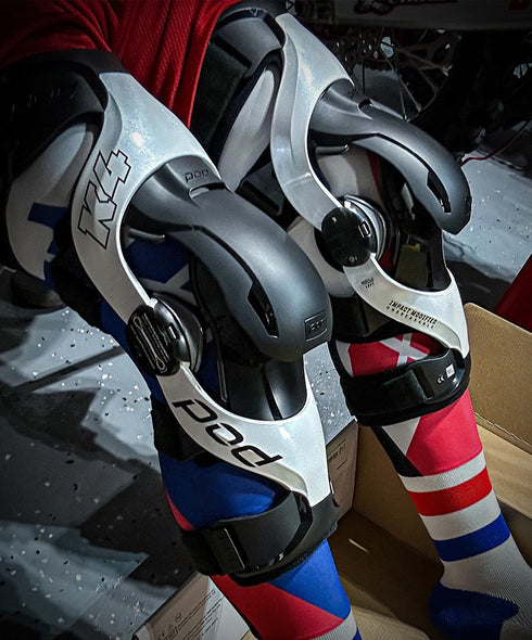 POD K4 2.0 (PR) Knee Brace Set - White/Black