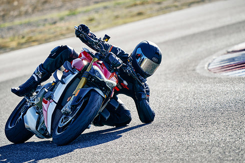 Pirelli Diablo Rosso 4 Corsa Front Tyre - 120/70 ZR 17 M/C (58W) TL