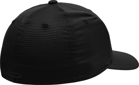 Oakley SI Tech Cap - Black — Lifestyle (image 2 of 3)