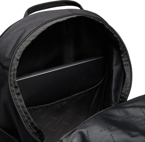 Oakley Enduro 20L Backpack - Pitch Black — Luggage (image 6 of 6)