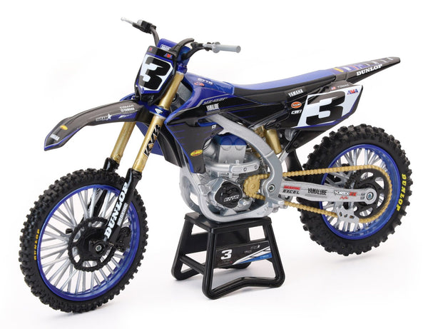 New Ray Eli Tomac YZ450-F 2022 Model | 1:12